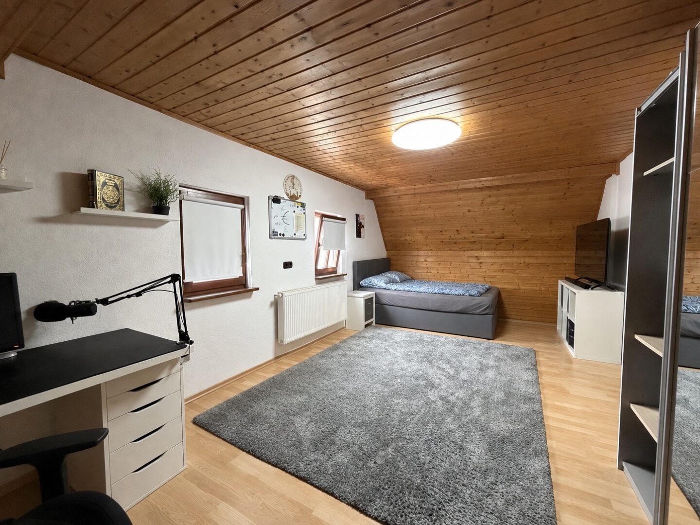 Wohnung 1 - Zimmer 4 (obere Ebene)