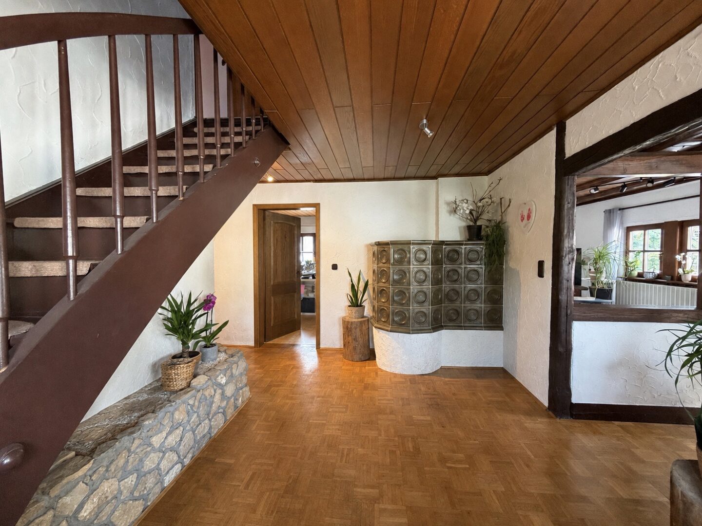 Wohnung 1 - Treppenaufgang zur oberen Ebene