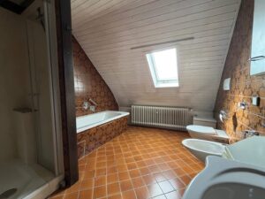 Wohnung 2 - Badezimmer