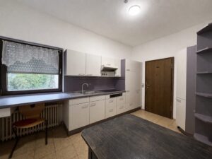 Personalraum mit Küchenbereich