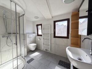 Obergeschoss – Wohnung 3 – Badezimmer