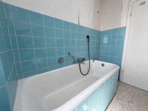 Erdgeschoss – Wohnung 2 – Badezimmer